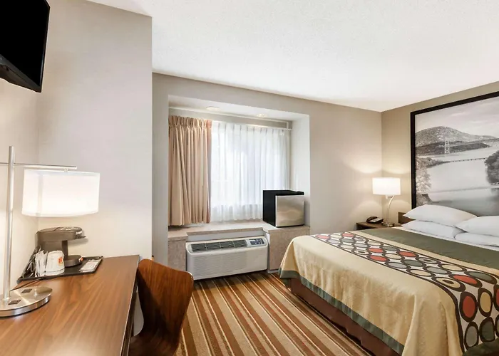 Schenectady Dog Friendly Lodging and Hotels