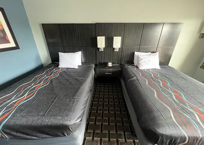 Pelham Motels