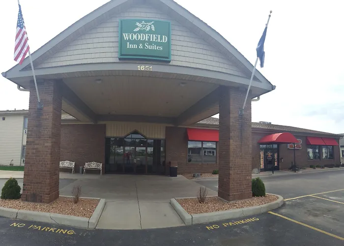 Marshfield Dog Friendly Lodging and Hotels