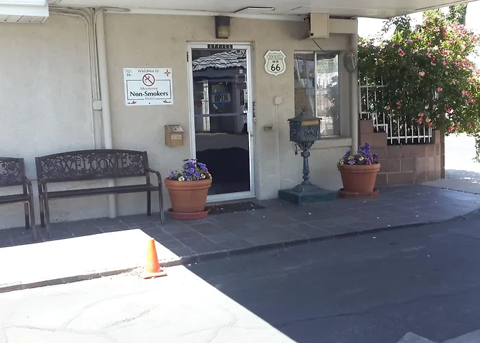 Edgewood Motels