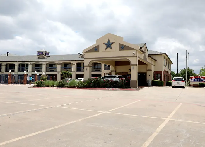 Cedar Hill Motels