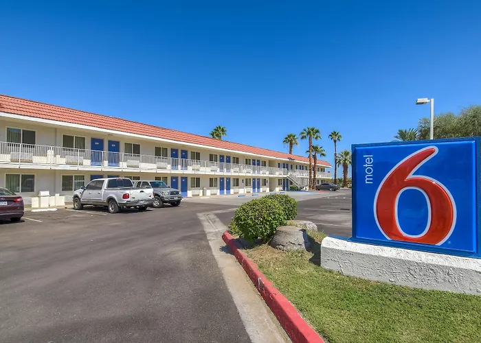 Rancho Mirage Dog Friendly Lodging and Hotels