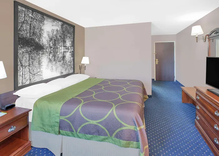 Lowell Motels