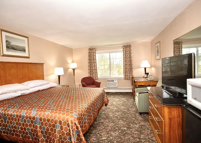 Canastota Motels
