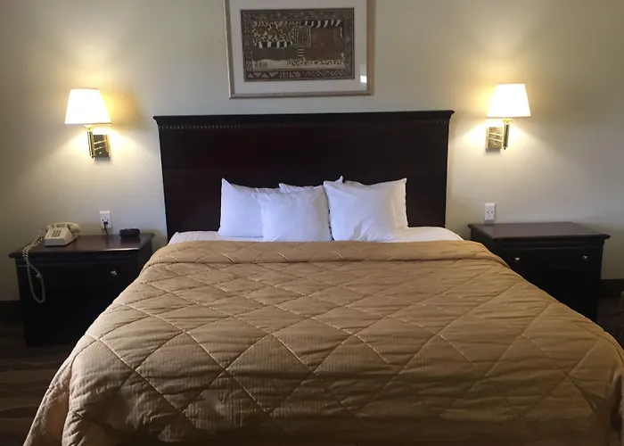 Lakeville Motels