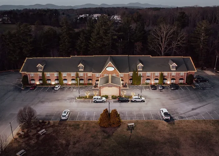 Flat Rock Dog Friendly Hotels