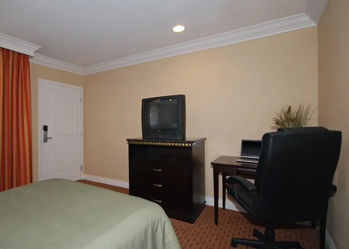 Huntington Park Motels