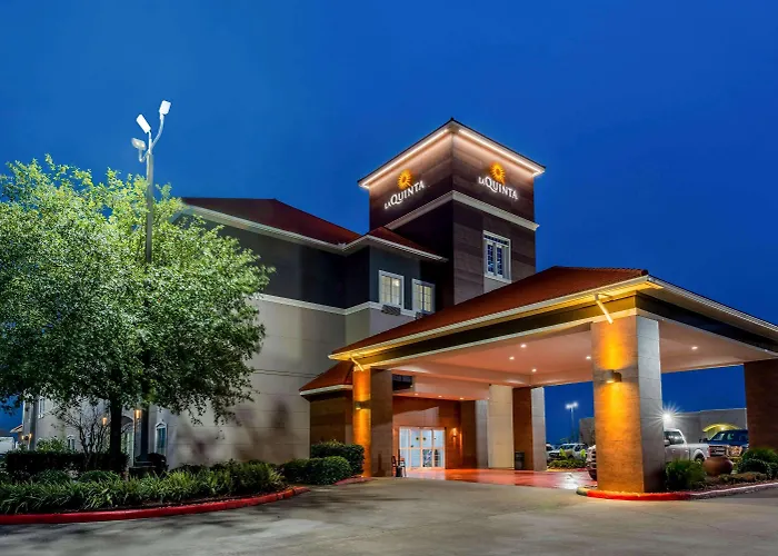 Orange Dog Friendly Lodging and Hotels