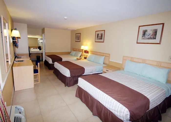 Edinburg Dog Friendly Lodging and Hotels