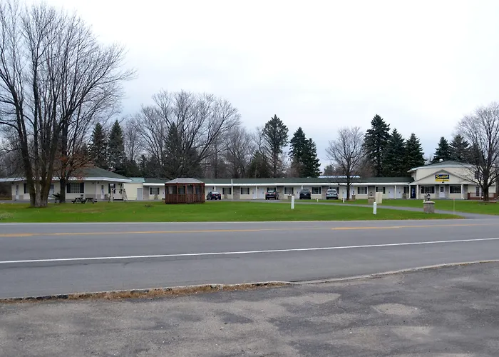 Gouverneur Motels