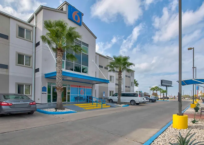 Eagle Pass Dog Friendly Hotels