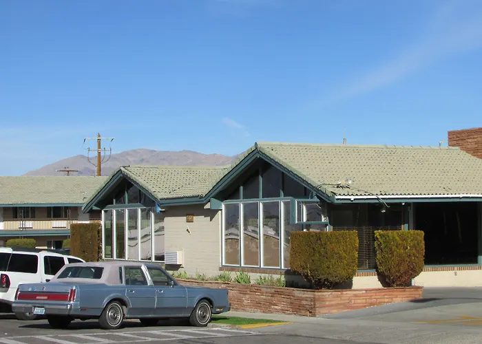 Hawthorne Dog Friendly Lodging and Hotels
