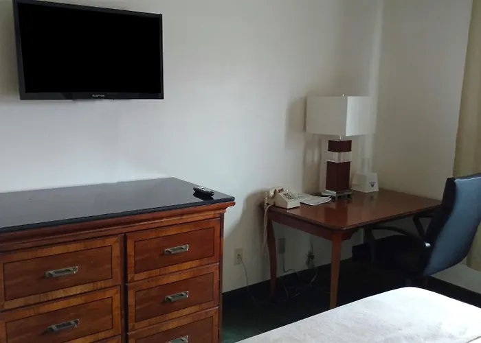 Ellsworth Motels