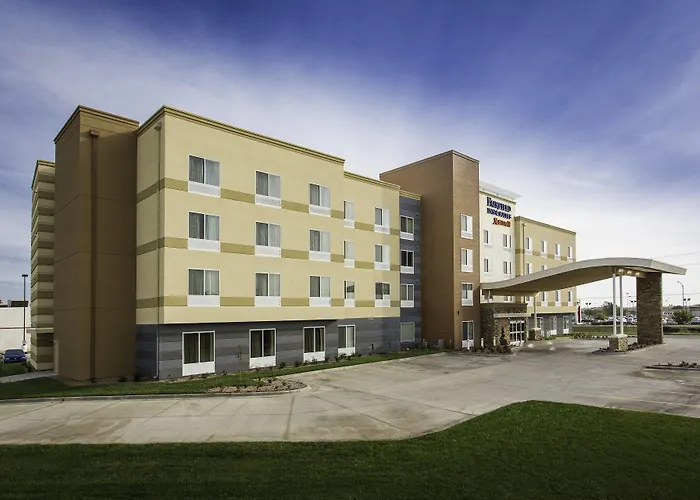 Hutchinson Dog Friendly Lodging and Hotels