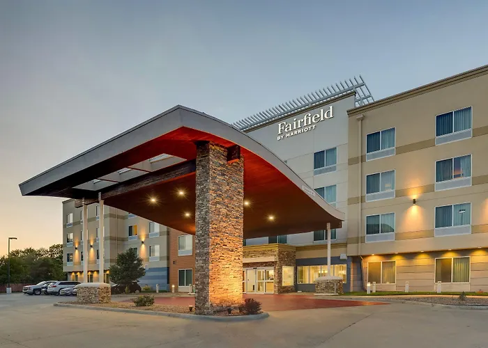 Hutchinson Dog Friendly Hotels