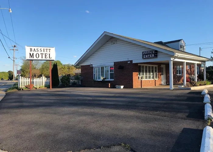 Chesterfield Motels