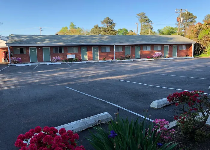 West Point Motels