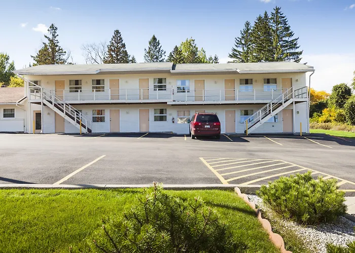 Ithaca Dog Friendly Lodging and Hotels