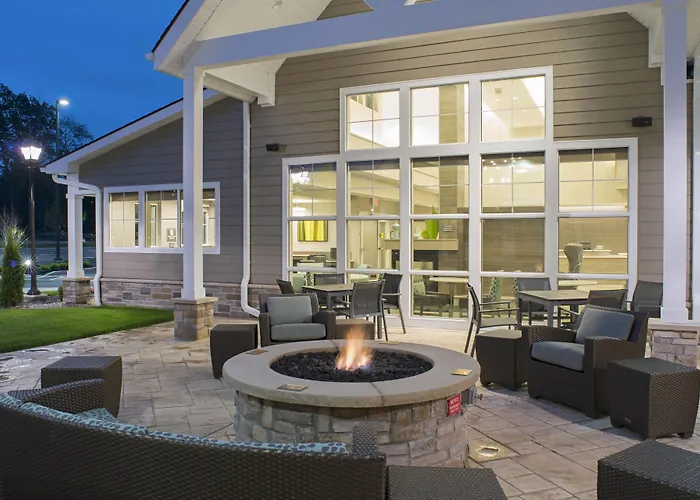 Clifton Park Dog Friendly Hotels
