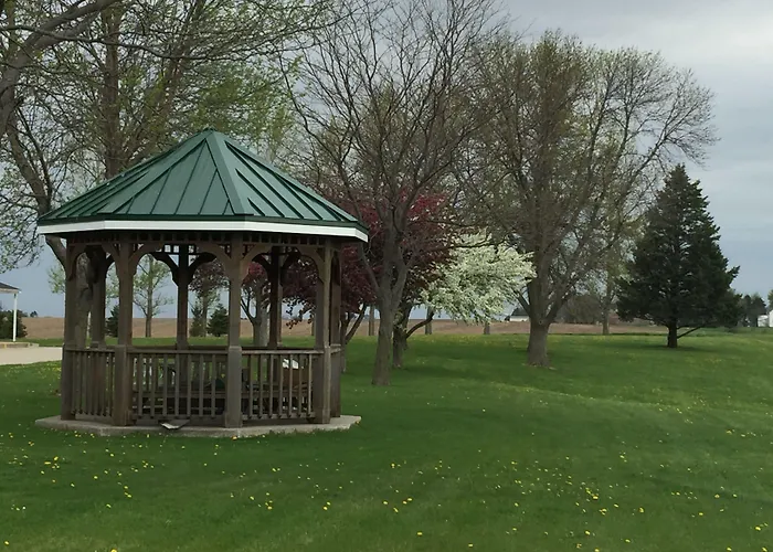 Kalona Motels