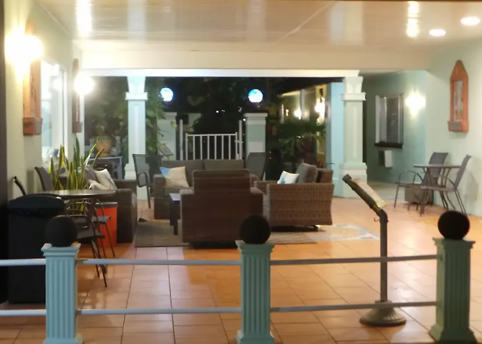 Lutz Motels