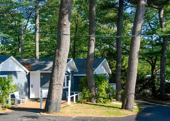 Tewksbury Motels
