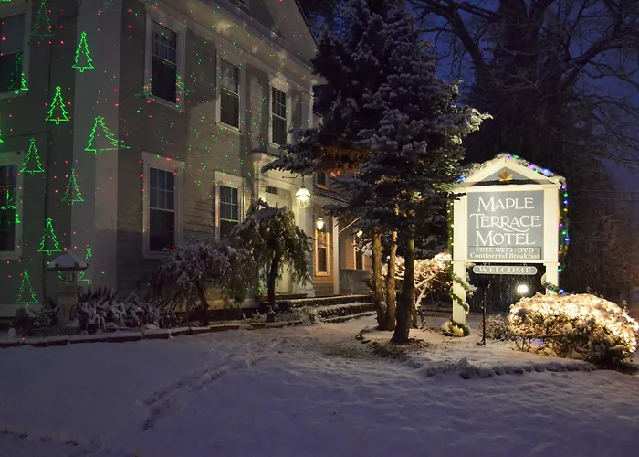 Williamstown Dog Friendly Lodging and Hotels