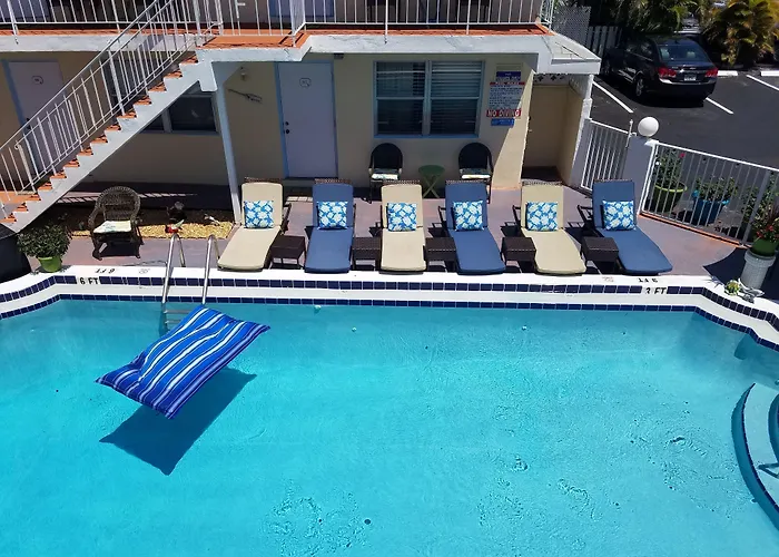 Manalapan Motels