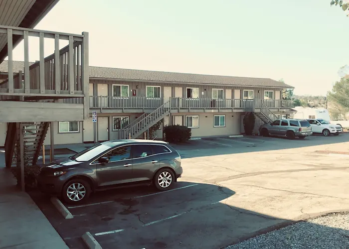 Ramona Motels