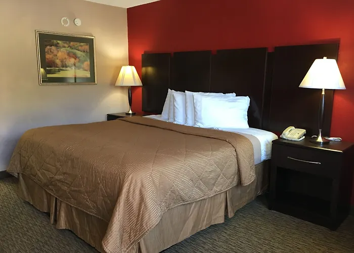 Waverly Motels