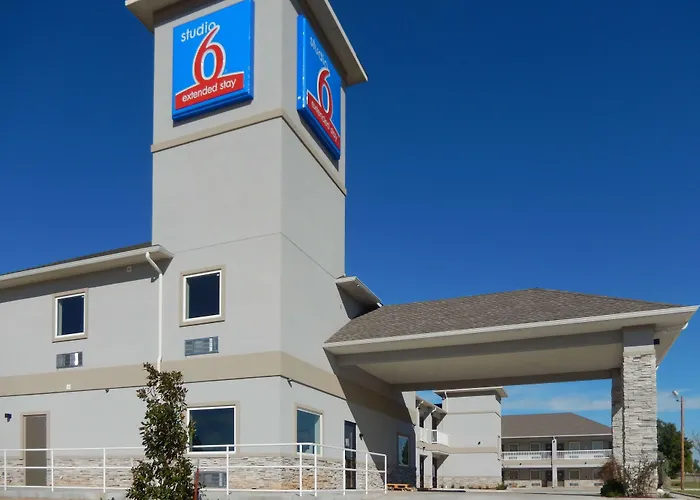 Yukon Dog Friendly Lodging and Hotels