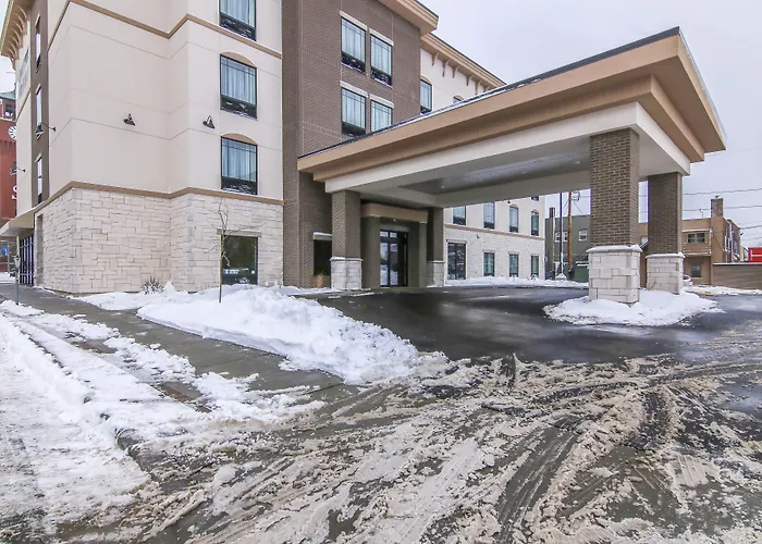Menomonie Dog Friendly Hotels