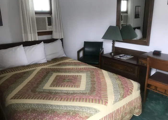 Custer Dog Friendly Lodging and Hotels