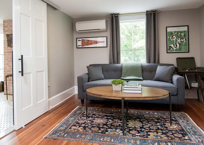 Great Barrington Dog Friendly Lodging and Hotels