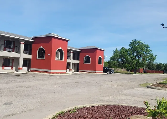 San Antonio Motels