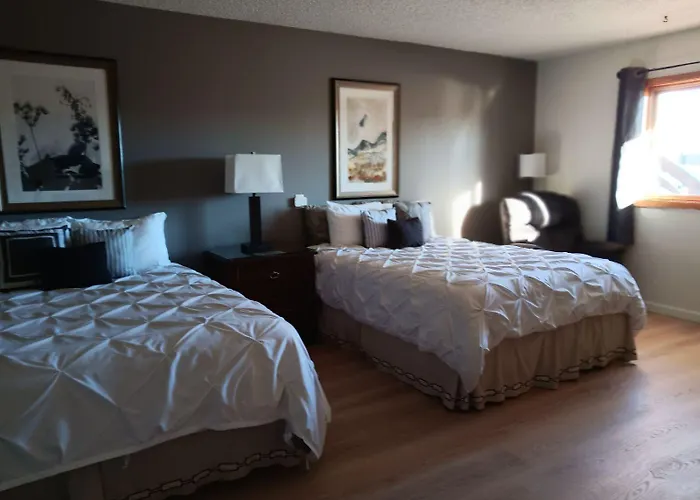 McCook Motels