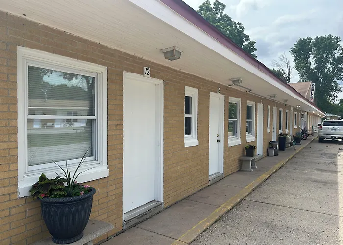 Hutchinson Motels