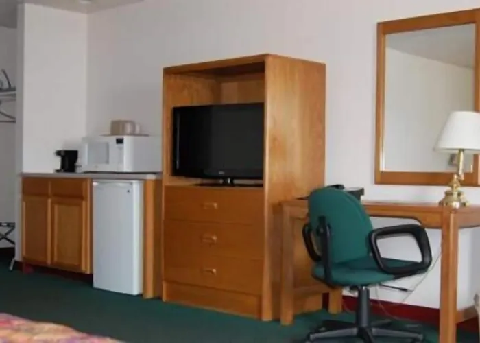 Hillsboro Motels