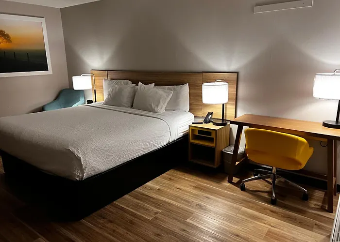 Benton Motels