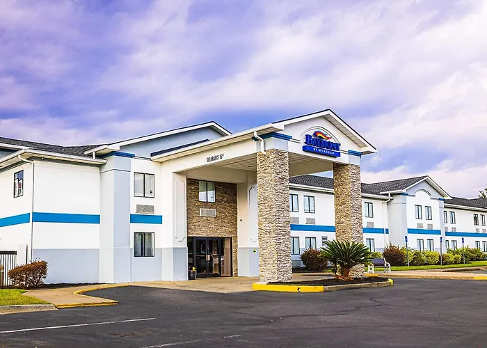 Port Wentworth Dog Friendly Lodging and Hotels