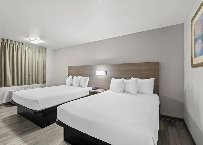 Lakeway Motels