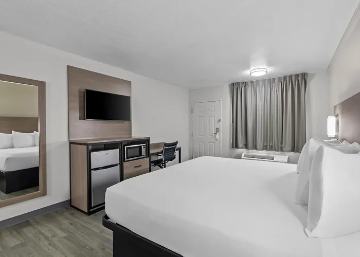 Pflugerville Motels