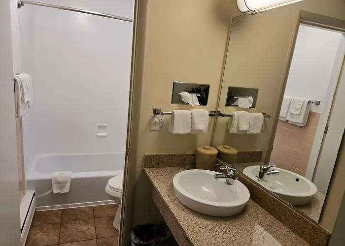 Slayton Motels