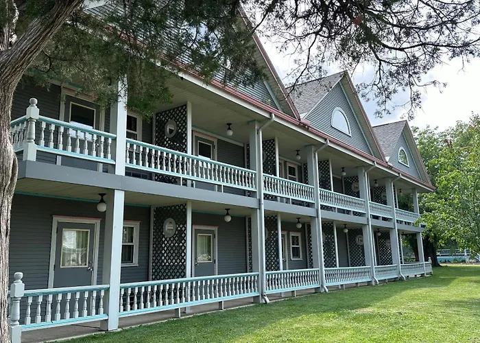 Shelbyville Motels