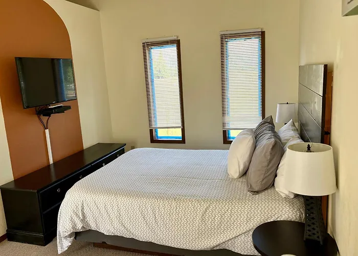 Saint Ignatius Motels