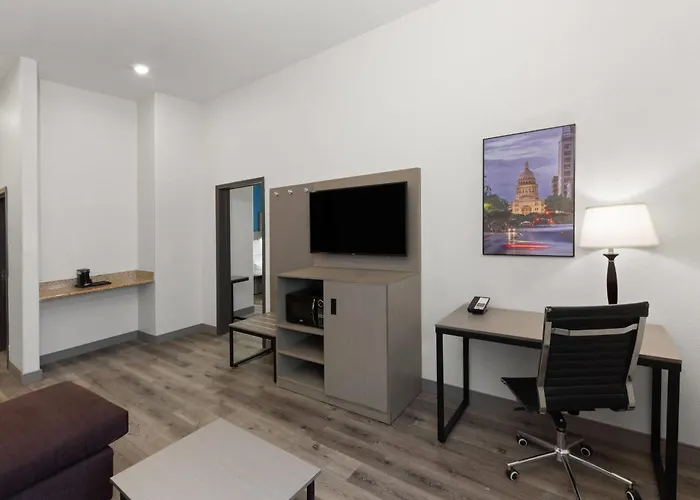 Kyle Dog Friendly Lodging and Hotels