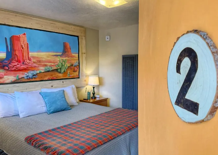 Blanding Dog Friendly Hotels