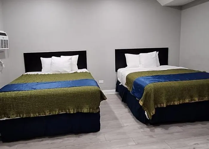 Summit Motels