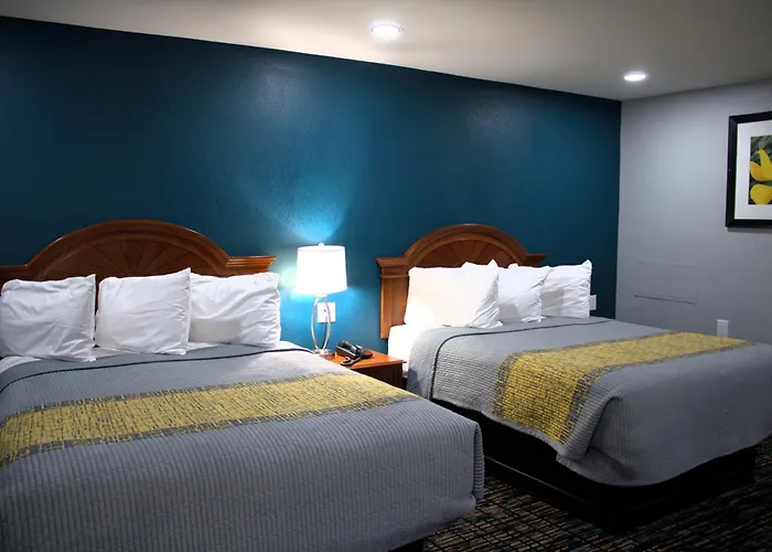 Charlestown Motels