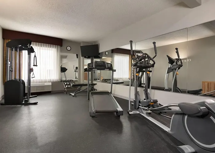 Rockford Dog Friendly Lodging and Hotels